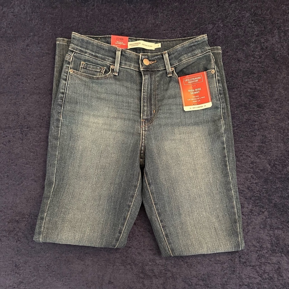 High Rise Blue Jeans - Picture 8 of 10